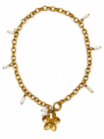NACRE Natural Mother-of-Pearl Flower Charm Necklace